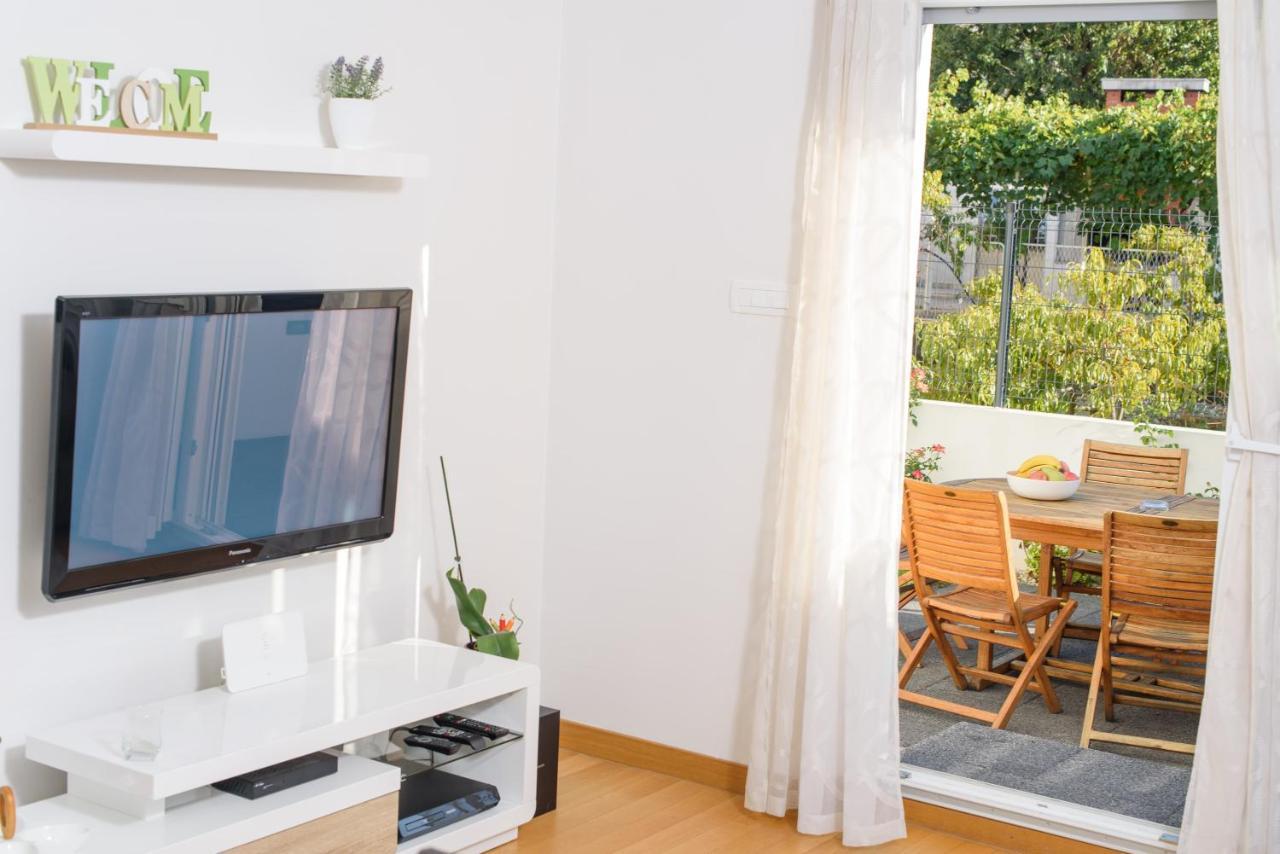 Apartment Nikolina Podstrana Luaran gambar