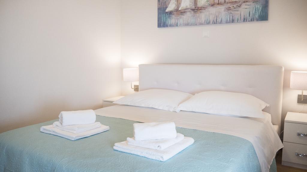 Apartment Nikolina Podstrana Luaran gambar